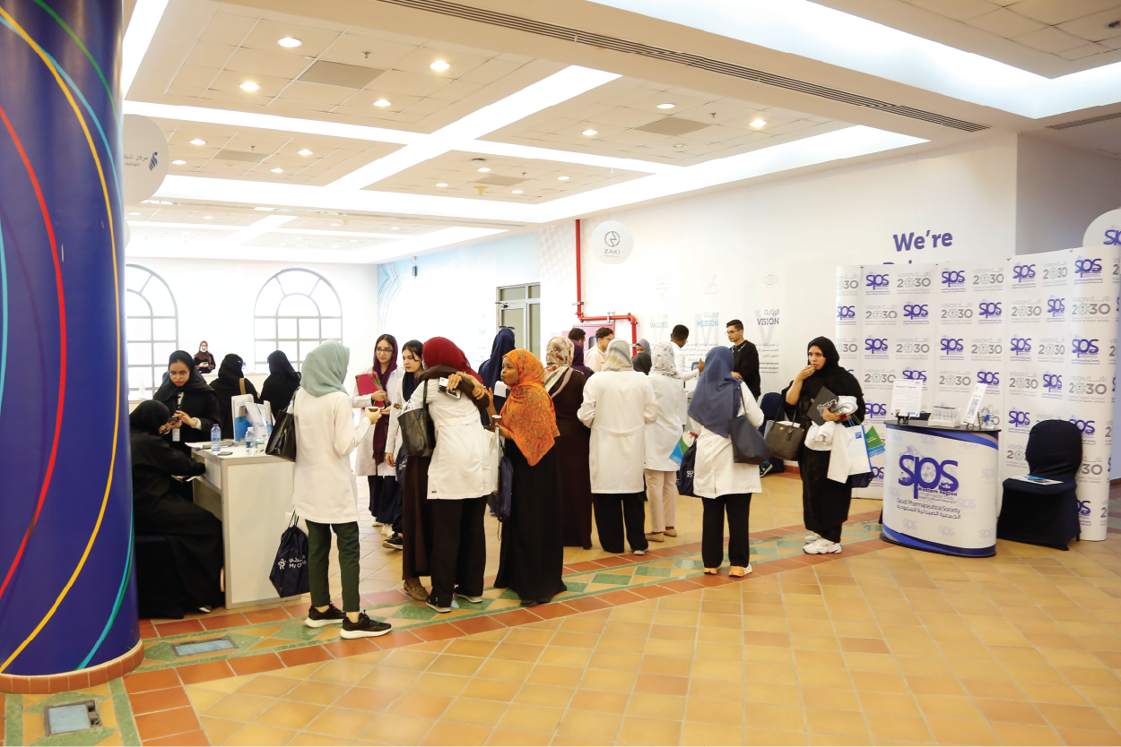 ركن مراجعة السيرة الذاتية - 600x400