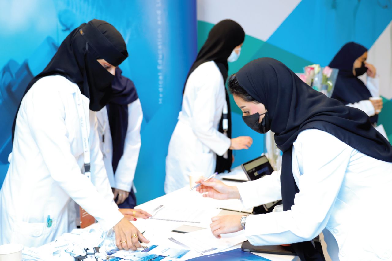 الجلسة الحوارية الثانية - 600x400